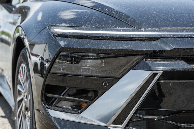 new 2025 Hyundai Sonata Hybrid car, priced at $37,431