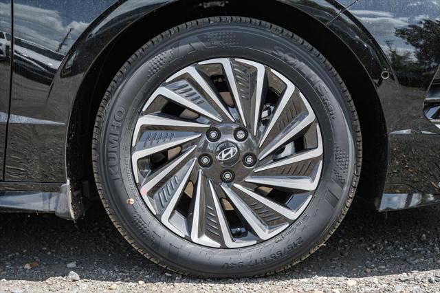 new 2025 Hyundai Sonata Hybrid car, priced at $37,431