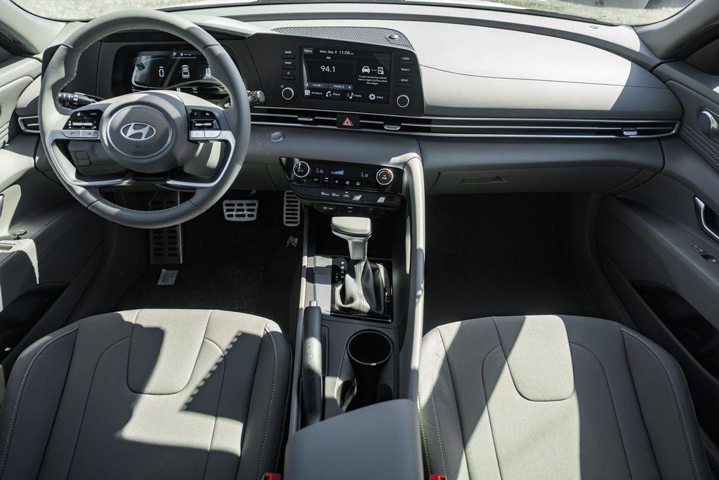 new 2025 Hyundai Elantra car, priced at $19,784