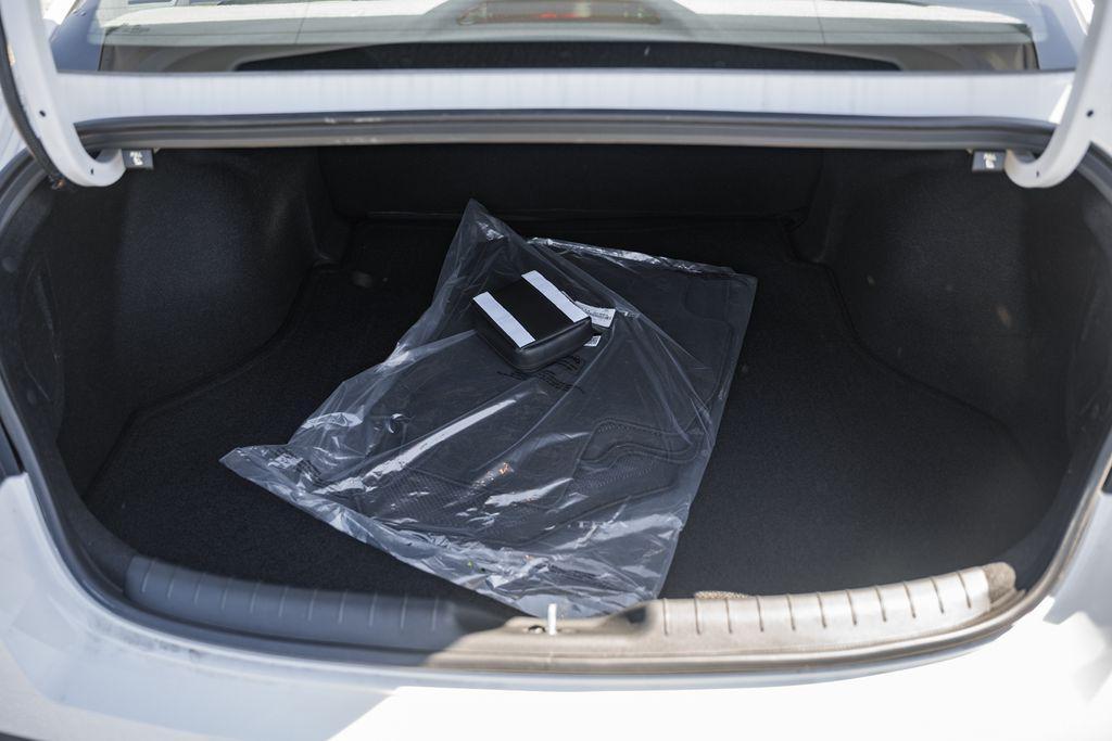 new 2025 Hyundai Elantra car, priced at $19,784