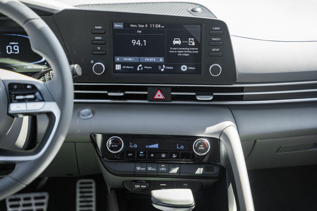 new 2025 Hyundai Elantra car, priced at $19,784