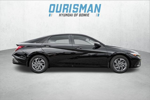 new 2025 Hyundai ELANTRA HEV car, priced at $24,611