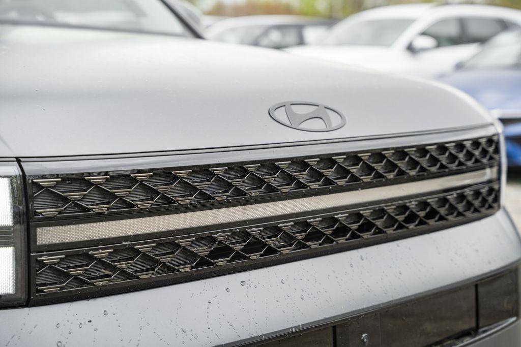 new 2025 Hyundai SANTA FE HEV car, priced at $42,747