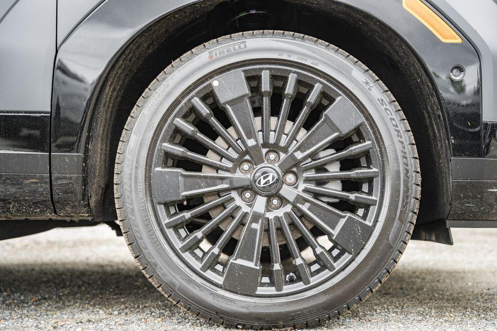 new 2025 Hyundai SANTA FE HEV car, priced at $42,747