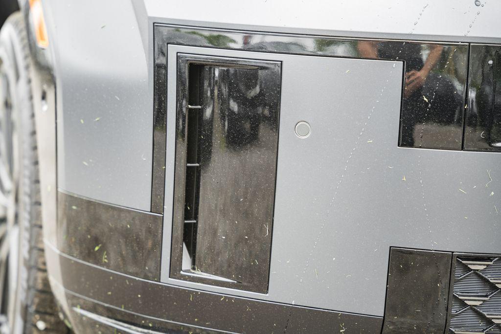 new 2025 Hyundai SANTA FE HEV car, priced at $42,747