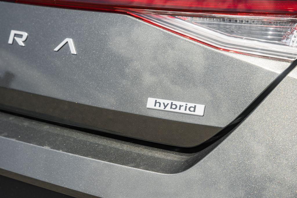 new 2025 Hyundai ELANTRA HEV car, priced at $22,478