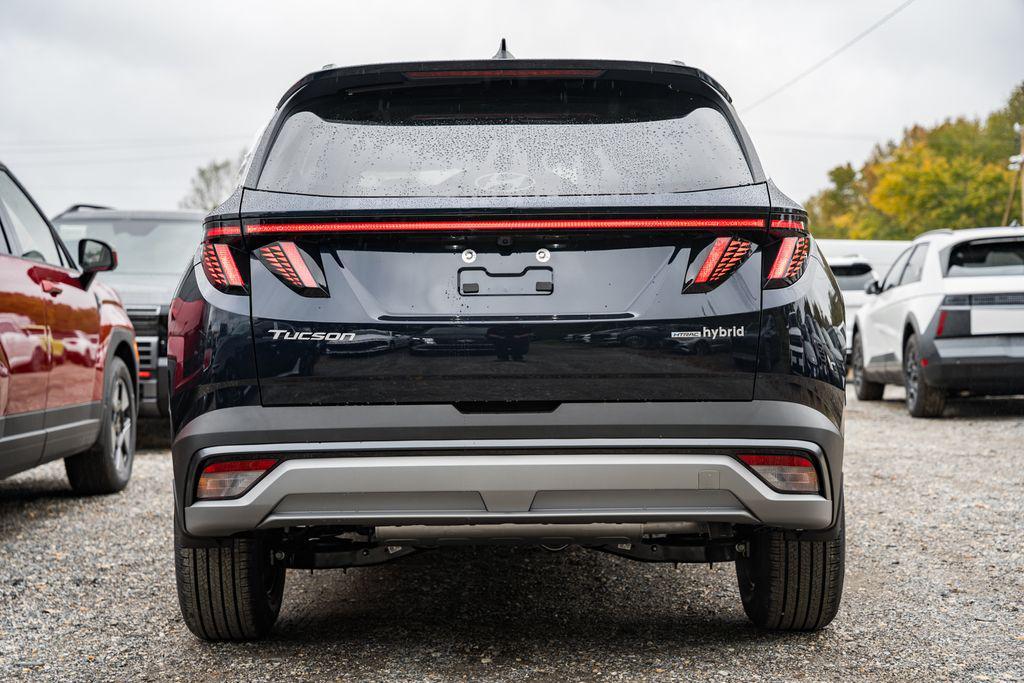new 2026 Hyundai TUCSON Hybrid car, priced at $33,233