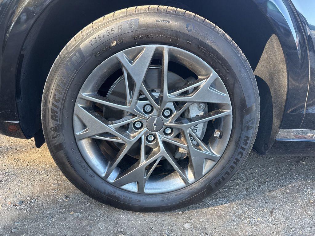 used 2025 Genesis GV70 car, priced at $40,000