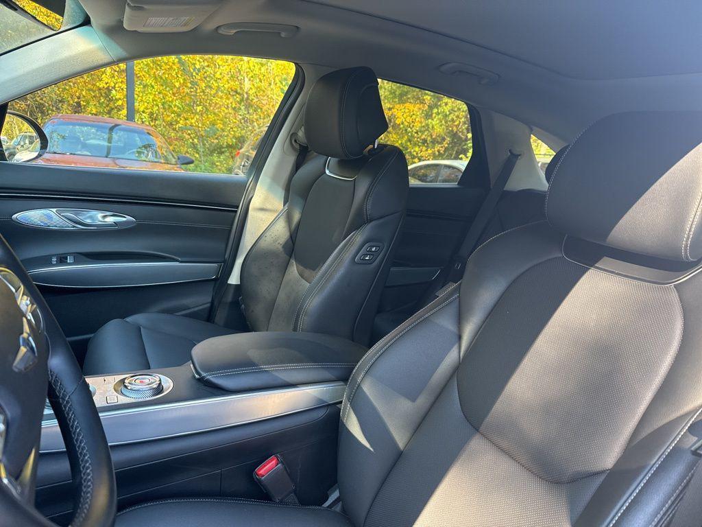 used 2025 Genesis GV70 car, priced at $40,000