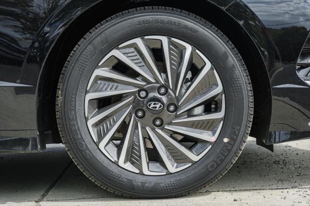 new 2025 Hyundai Sonata Hybrid car, priced at $32,122