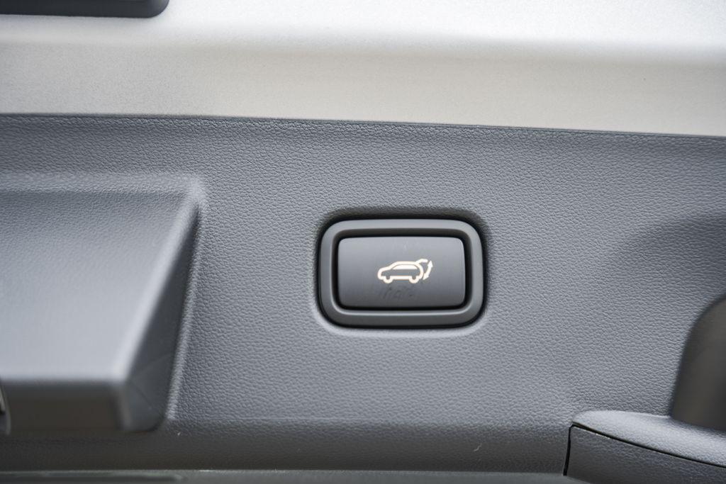 new 2025 Hyundai TUCSON Hybrid car, priced at $31,181