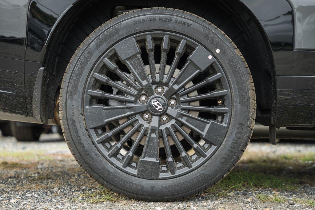 new 2026 Hyundai SANTA FE HEV car, priced at $47,497