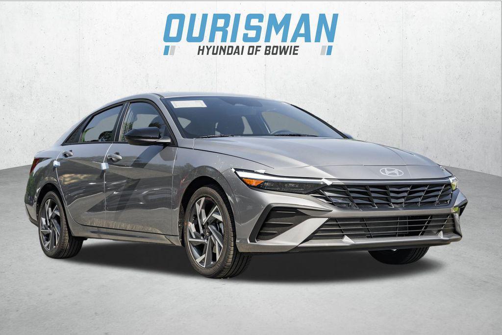new 2025 Hyundai Elantra car, priced at $23,317