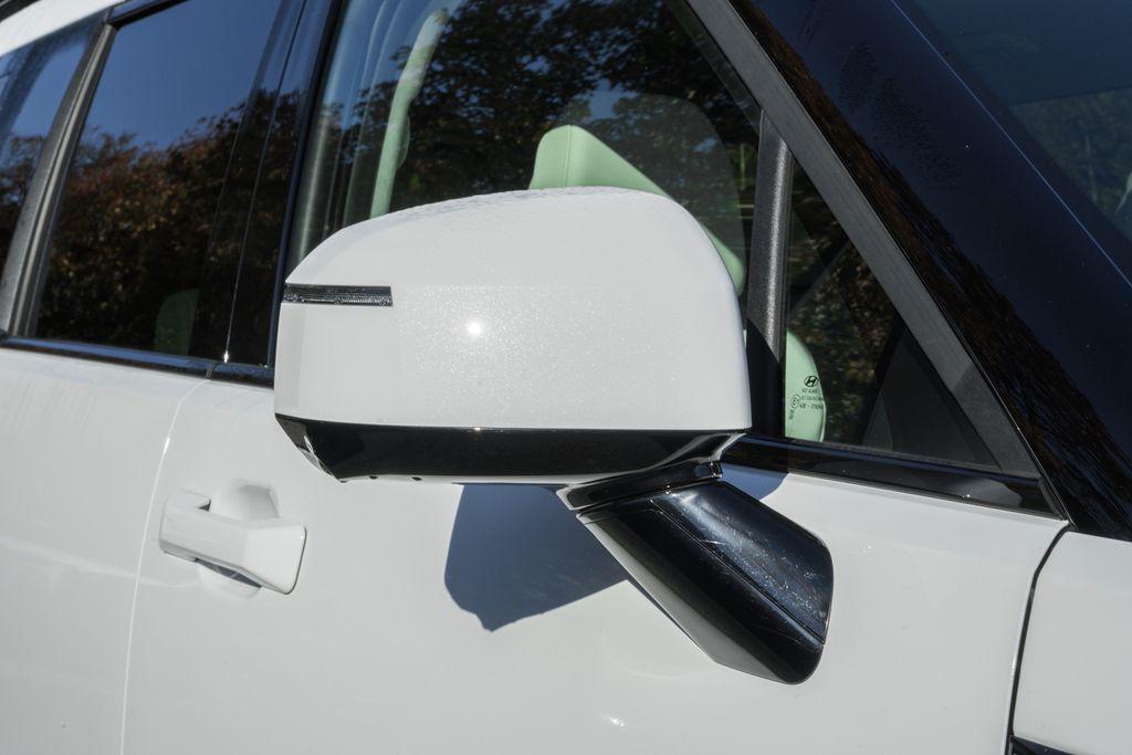 used 2025 Hyundai Santa Fe car, priced at $48,000