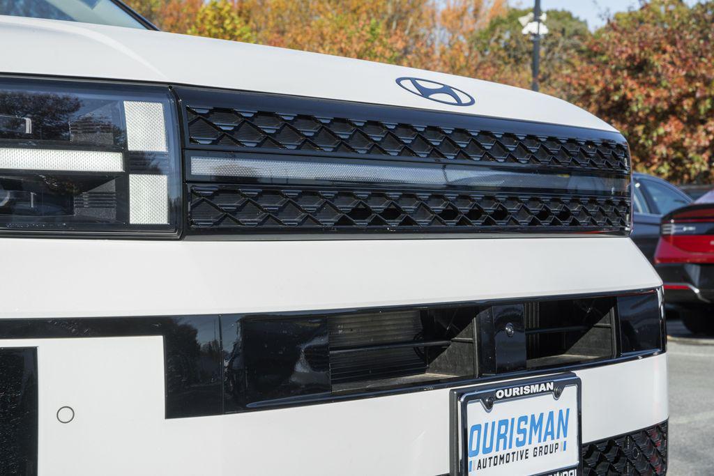 used 2025 Hyundai Santa Fe car, priced at $48,000