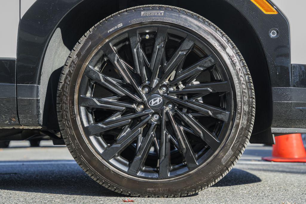 used 2025 Hyundai Santa Fe car, priced at $48,000