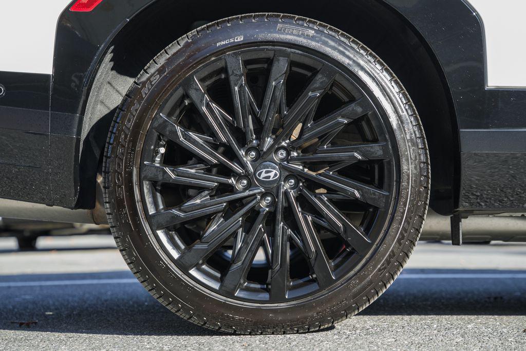 used 2025 Hyundai Santa Fe car, priced at $48,000