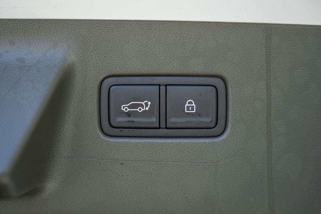 used 2025 Hyundai Santa Fe car, priced at $48,000