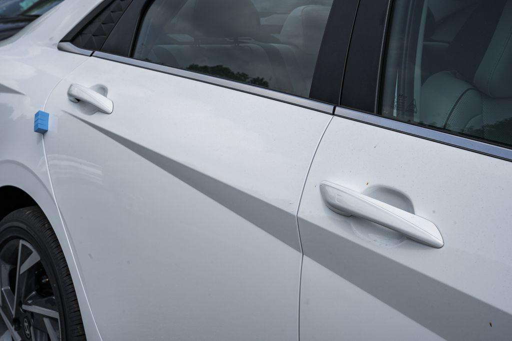 new 2025 Hyundai Elantra car, priced at $25,247