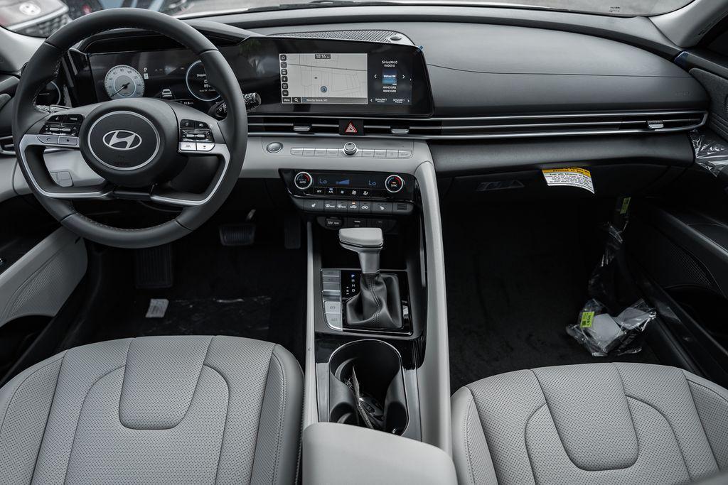 new 2025 Hyundai Elantra car, priced at $25,247
