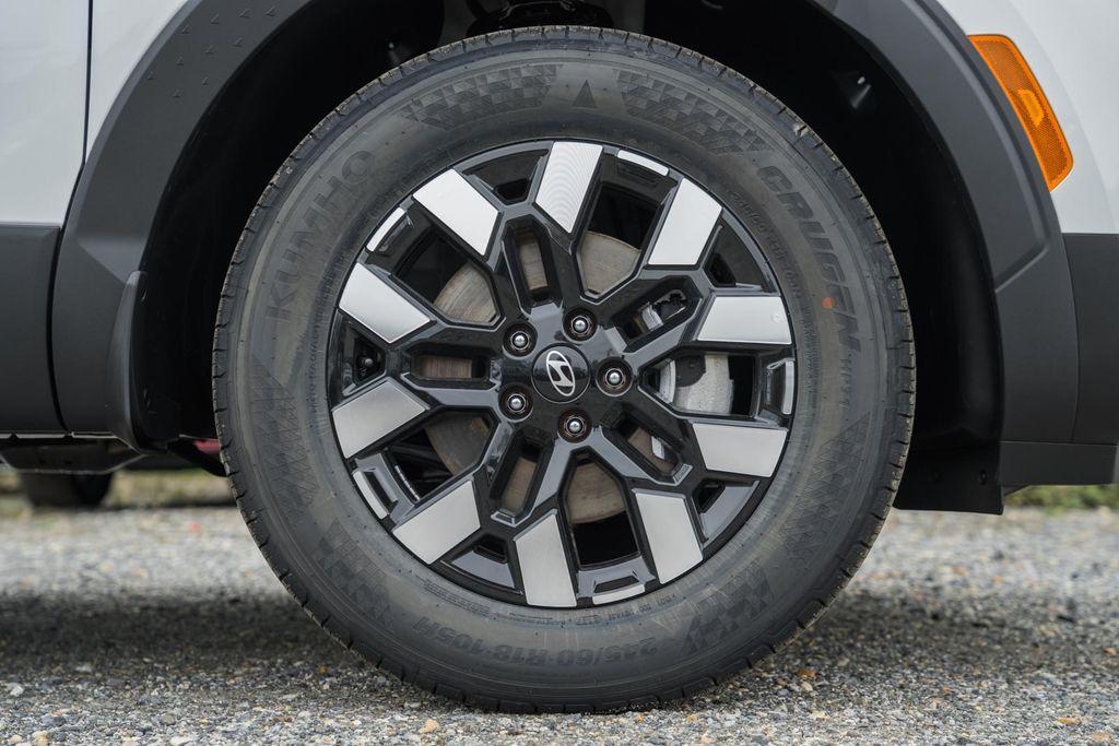new 2026 Hyundai SANTA CRUZ car, priced at $32,638