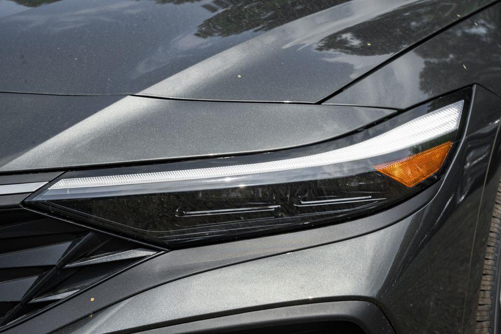 new 2025 Hyundai ELANTRA HEV car, priced at $22,705