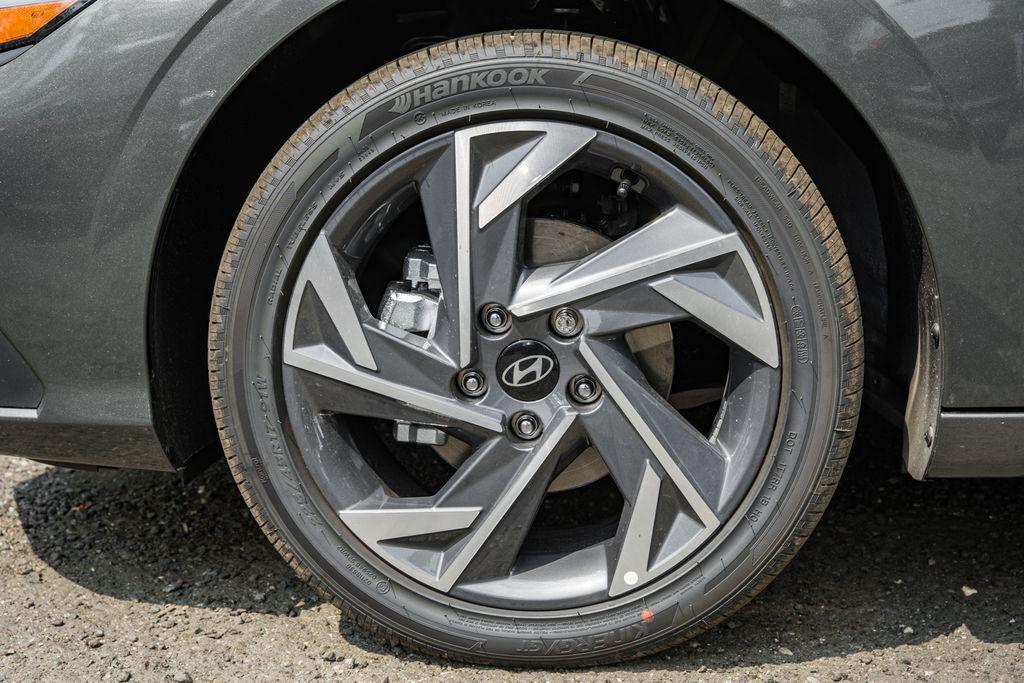 new 2025 Hyundai ELANTRA HEV car, priced at $22,705