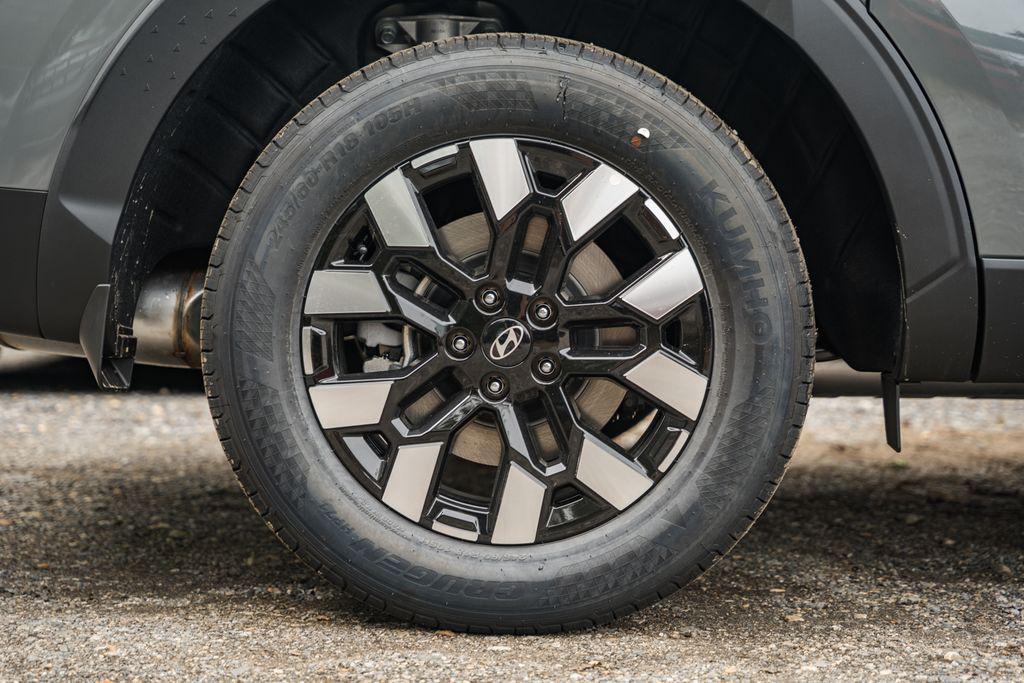 new 2026 Hyundai SANTA CRUZ car, priced at $32,638