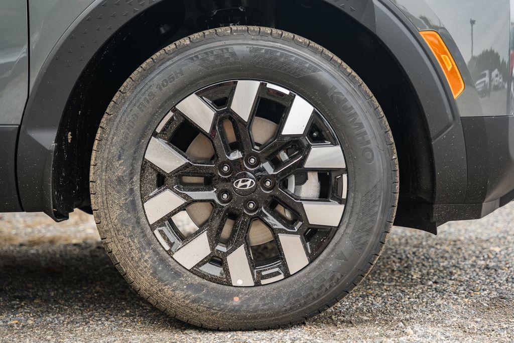 new 2026 Hyundai SANTA CRUZ car, priced at $32,638