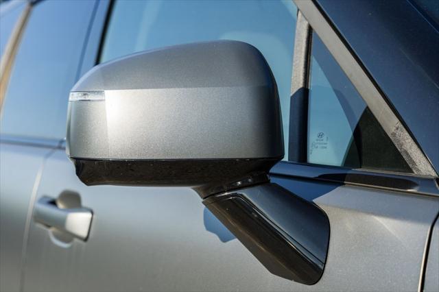 new 2025 Hyundai SANTA FE HEV car, priced at $45,661
