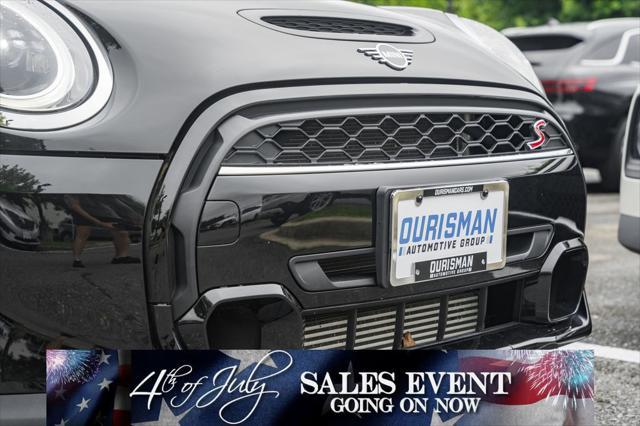 used 2022 MINI Hardtop car, priced at $22,500