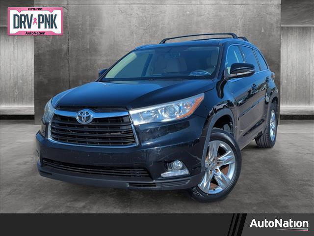 used 2015 Toyota Highlander car, priced at $19,740