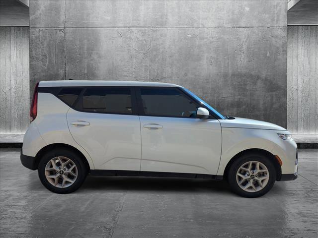 used 2022 Kia Soul car, priced at $16,553