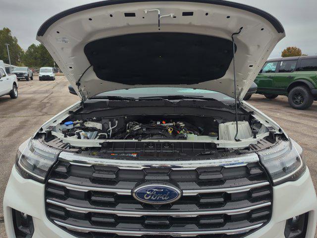 new 2025 Ford Explorer car, priced at $43,914