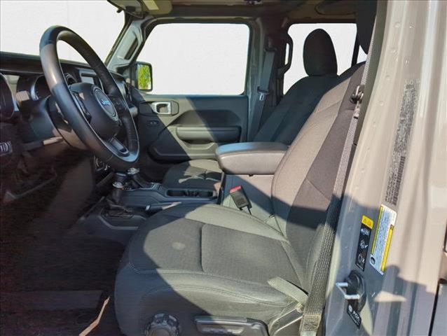 used 2022 Jeep Gladiator car, priced at $32,211