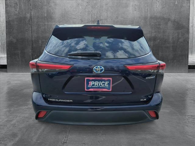 used 2020 Toyota Highlander Hybrid car, priced at $31,995