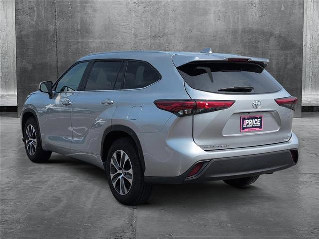 used 2023 Toyota Highlander car, priced at $37,408