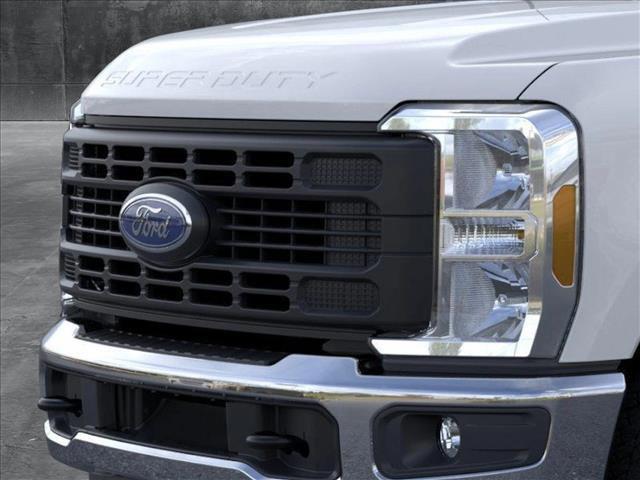 new 2025 Ford F-350 car, priced at $55,401