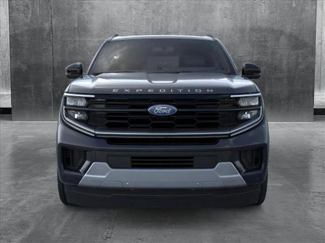 new 2025 Ford Expedition car, priced at $79,330