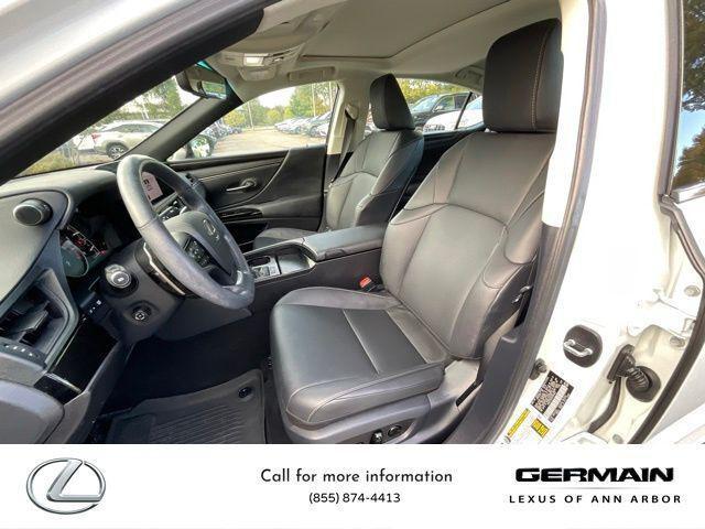 used 2023 Lexus ES 250 car, priced at $35,995