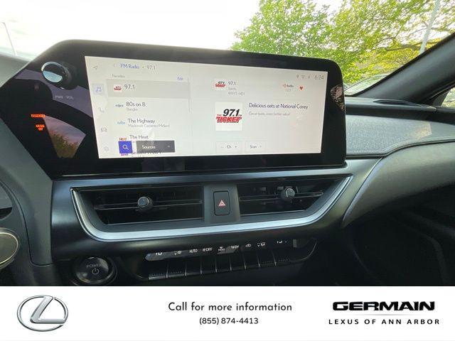 new 2025 Lexus UX 300h car