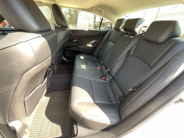 used 2022 Lexus ES 250 car, priced at $33,495