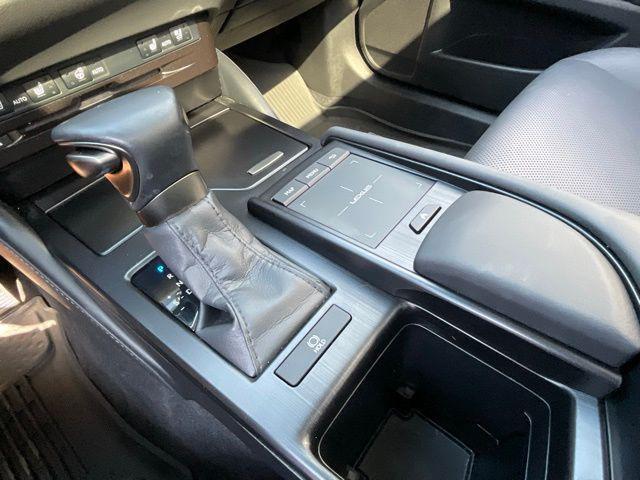 used 2022 Lexus ES 250 car, priced at $33,495