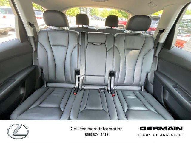 used 2023 Audi Q7 car, priced at $40,995