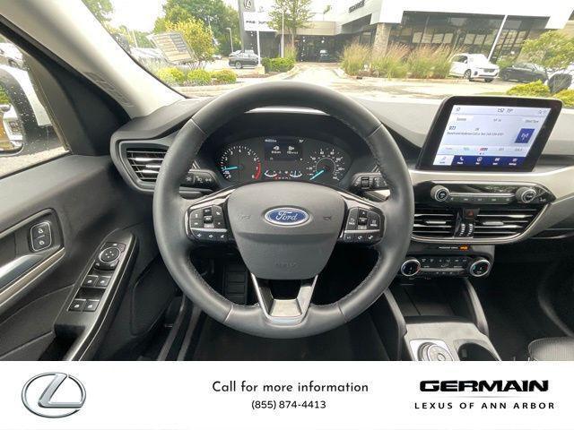 used 2022 Ford Escape car, priced at $21,995