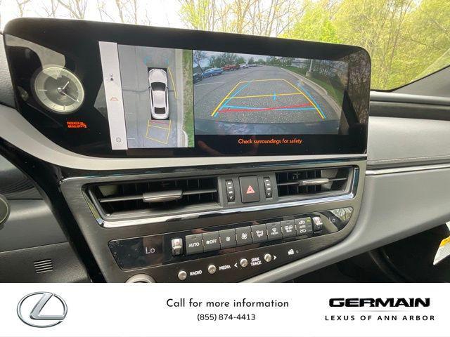 new 2025 Lexus ES 300h car