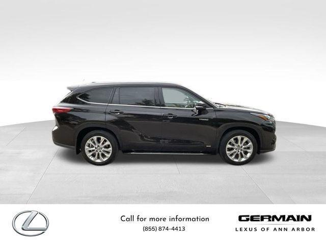 used 2021 Toyota Highlander Hybrid car, priced at $38,995