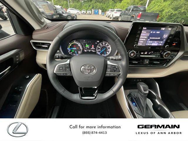 used 2021 Toyota Highlander Hybrid car, priced at $38,995