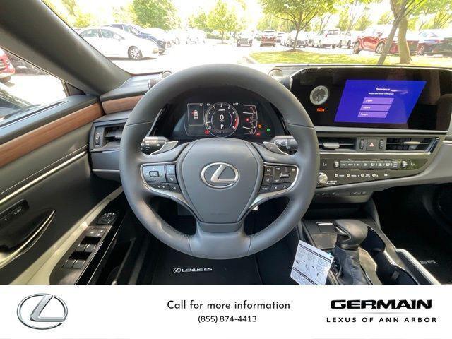 new 2025 Lexus ES 250 car, priced at $45,686
