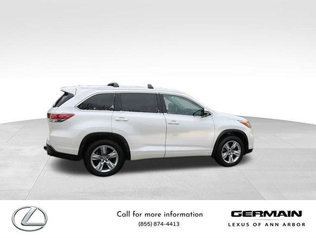 used 2016 Toyota Highlander car, priced at $20,495